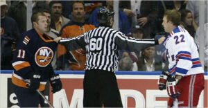 NHL referee stops fight